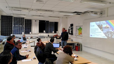 Teacher training: addressing the growing demand for qualified personnel in photovoltaics