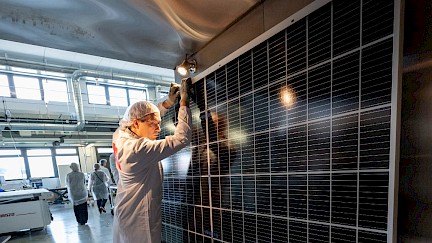 Partenariat CARBON / CEA : première gamme de panneaux photovoltaïques préqualifiée avec succès